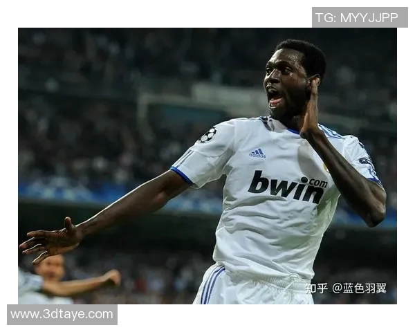 历届足球明星风云榜揭晓他们的辉煌与传奇故事 历届足球明星风云榜揭晓他们的辉煌与传奇故事