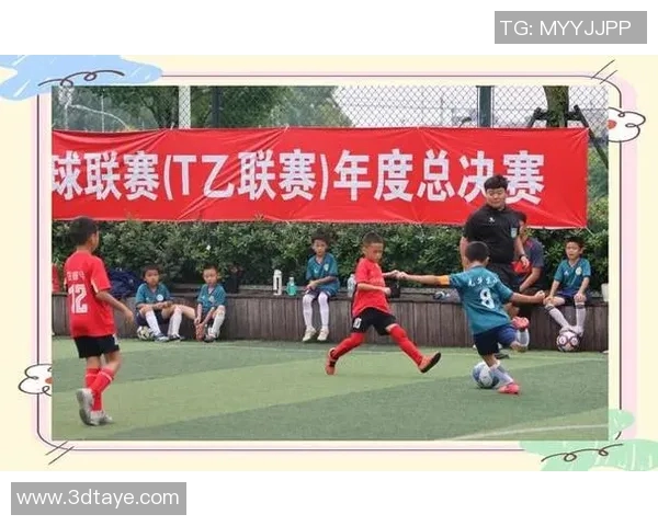 成都足球队的成长之路：挑战赛背后的拼搏与梦想