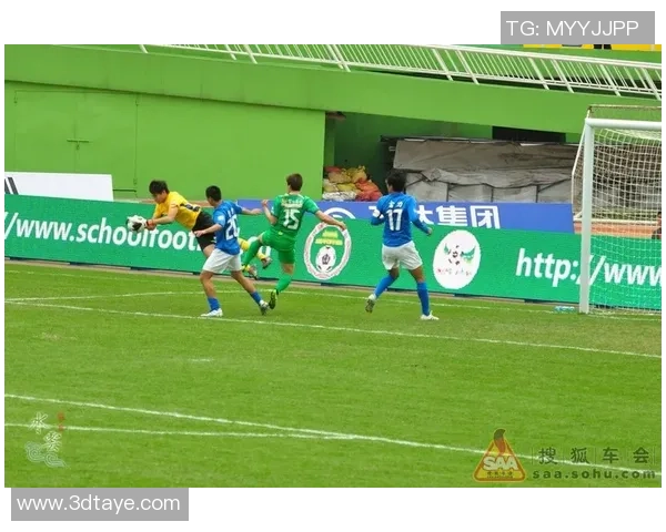 网球深度：解密成都网球队的边路渗透